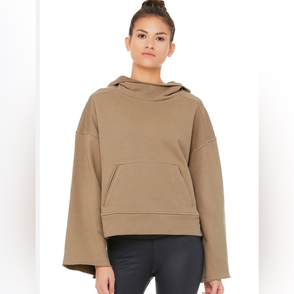 NWOT ALO yoga Low key bell sleeved hooded sweater size small brown/ tan gravel